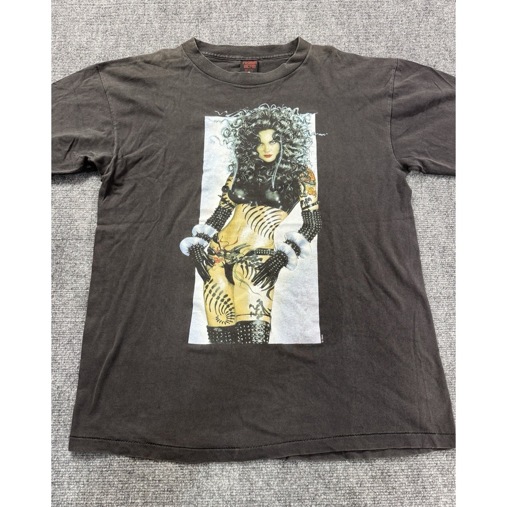 VTG Olivia De Berardinis Shirt W/ Vampire: The Masquerade Clan Ventrue Back Hit
